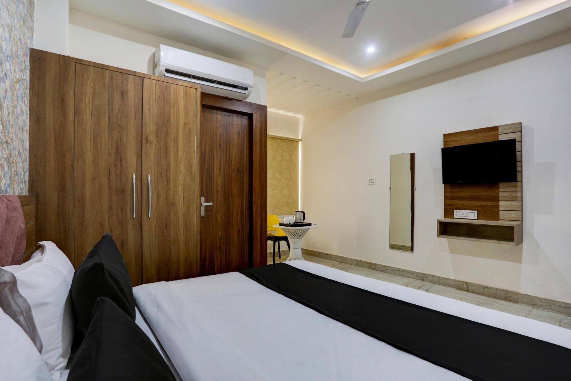 Collection O Jairaj Alwar Exterior foto