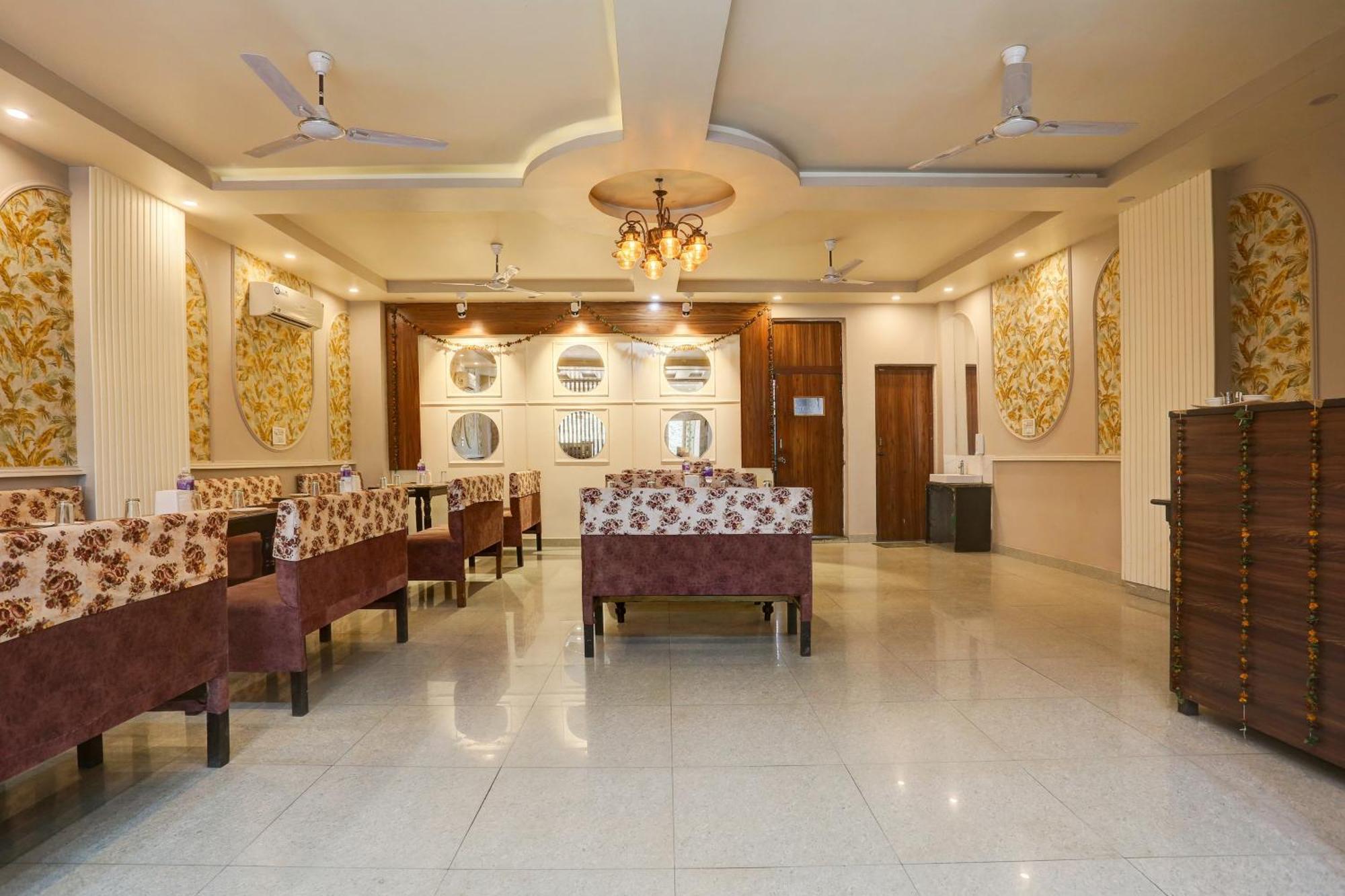 Collection O Jairaj Alwar Exterior foto